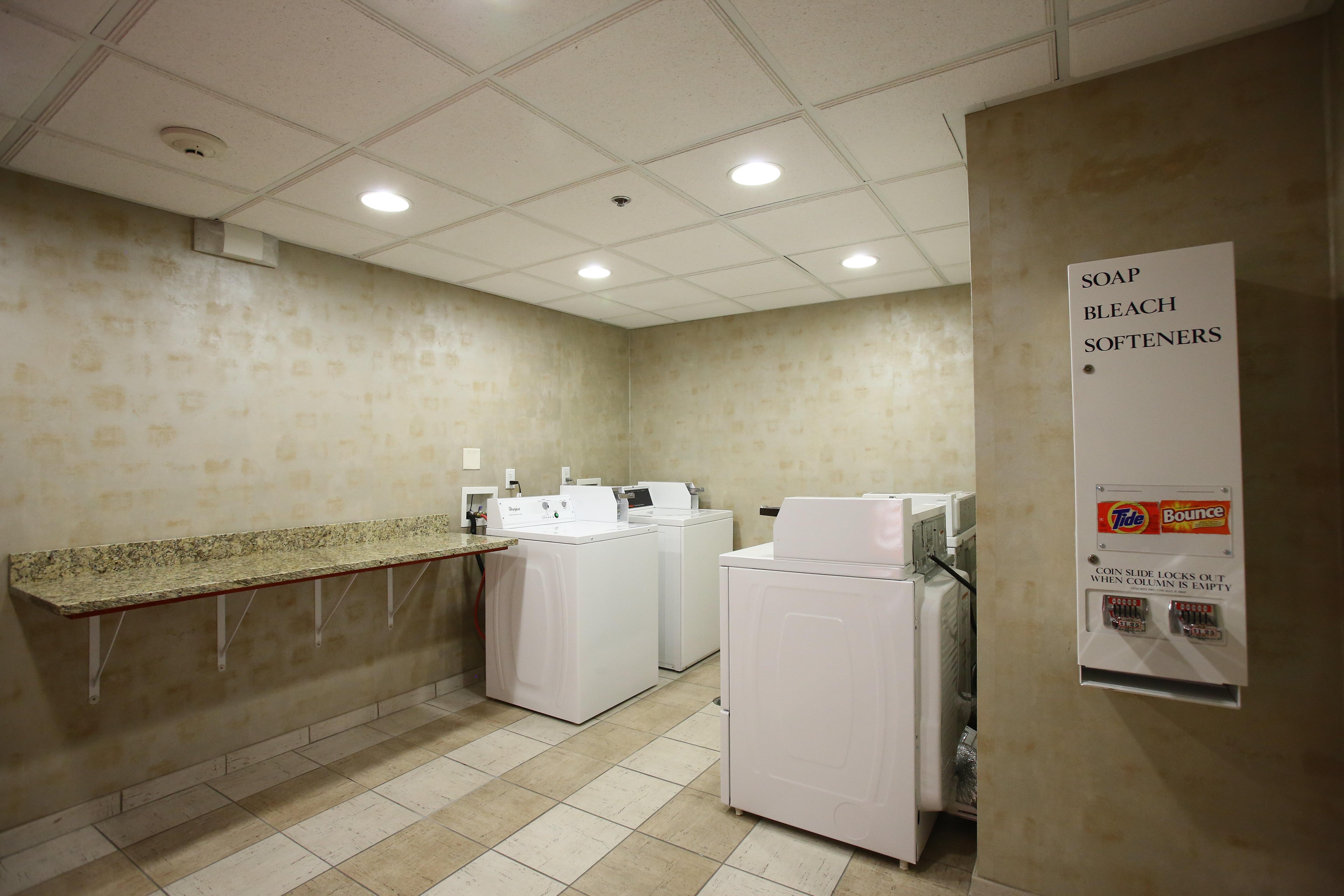 Holiday Inn & Suites Salt Lake City - Airport West By Ihg Εξωτερικό φωτογραφία